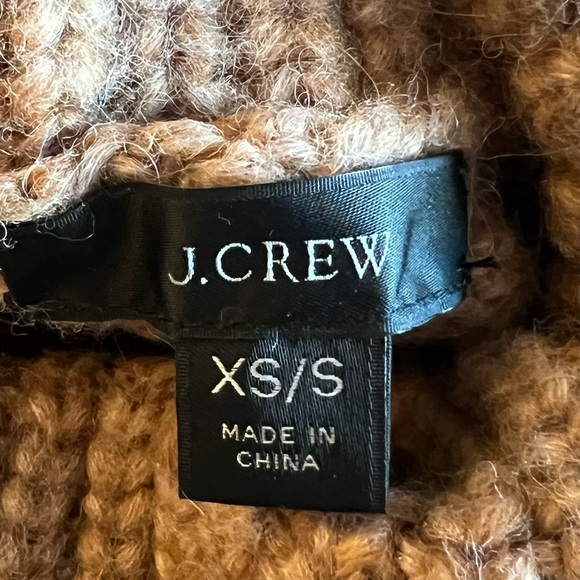 J.CREW RELAXED TURTLENECK PONCHO - Picture 4 of 9